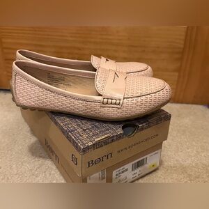 New BORN | Malena Embossed loafers, Blush Pink Size 6